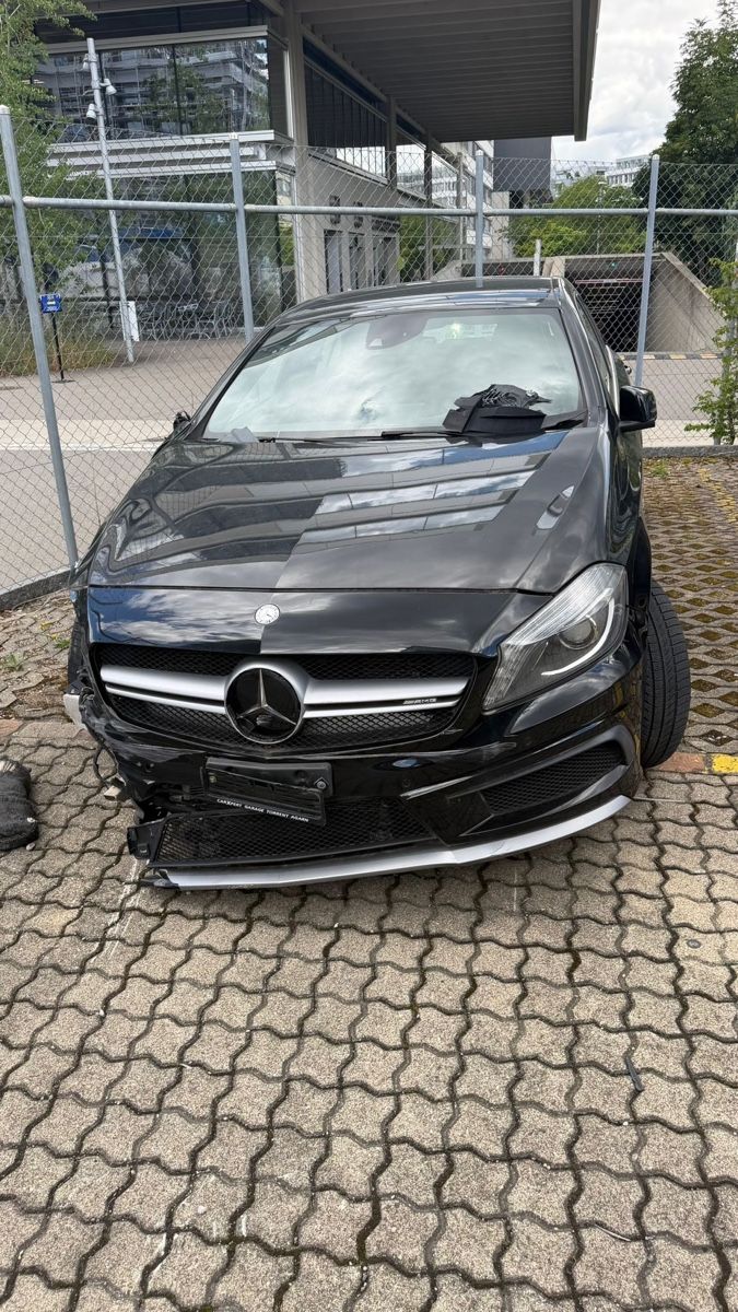 Mercedes-Benz Automobili: Mercedes A45 AMG Unfallwagen  – Difettoso da Luzern venduto da Christian-07 5