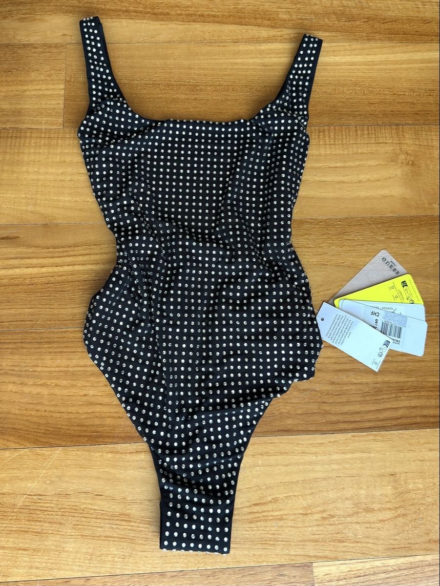 Guess Costumi da bagno & Bikini: Costume intero Guess donna con strass  – Nuovo e nell'imballaggio originale da Castagnola venduto da BlondiePosh 1