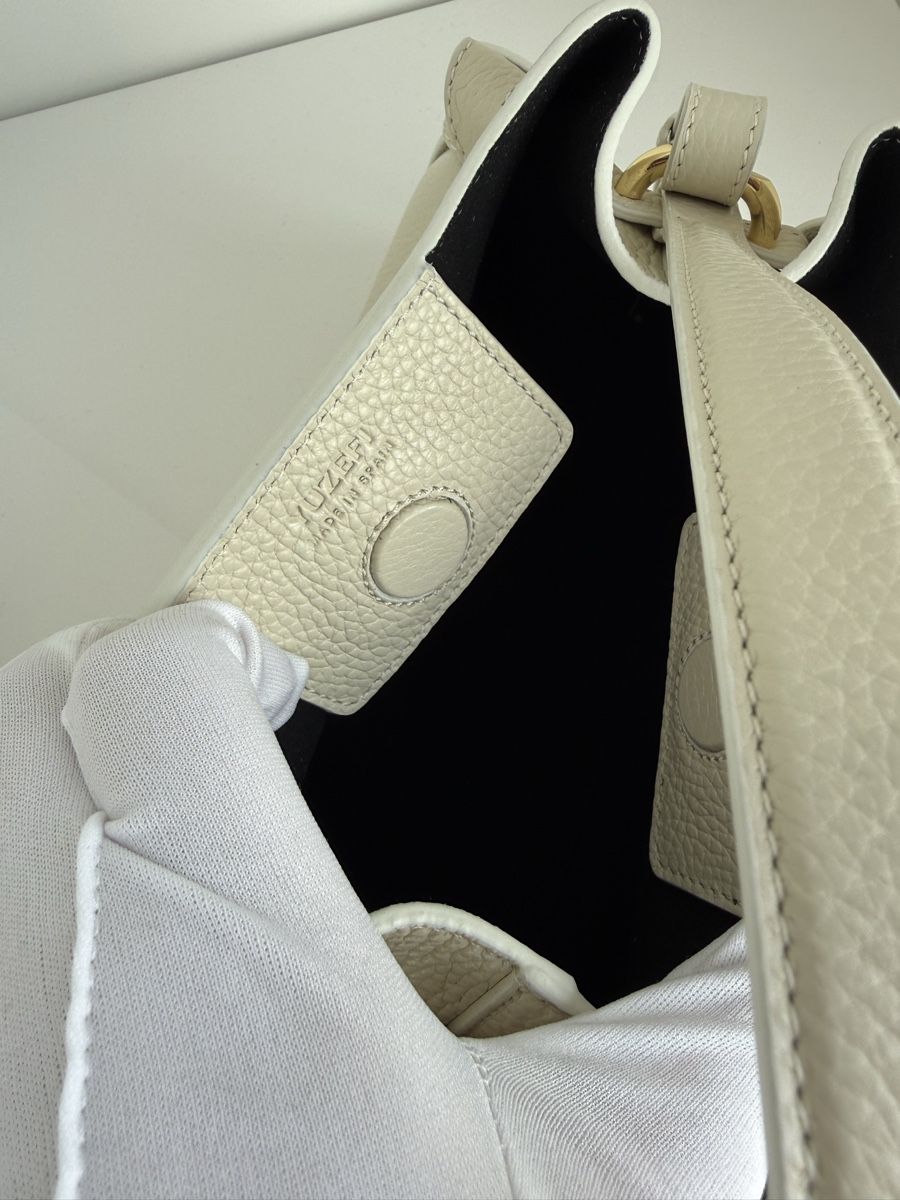 Borse da donna: Yuzefi Gyoza mini bag – Nuovo (secondo la descrizione) da Châtelaine venduto da Veradat 7