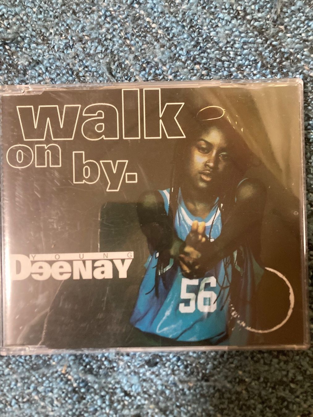 CD: Young Deenay - Walk On By – Usato da Lützelflüh-Goldbach venduto da Deiv4