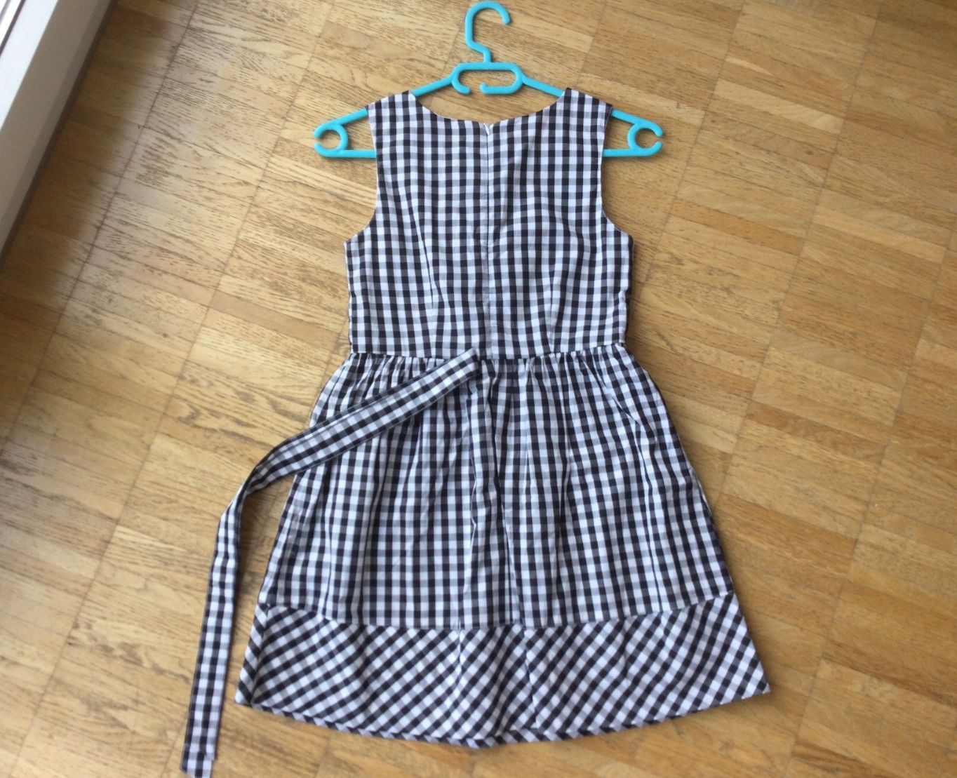 Vestiti & Gonne: Mädchen Sommer Kleid, Gr 140 Neu – Nuovo e nell'imballaggio originale da Zürich venduto da mir_2kjl 1