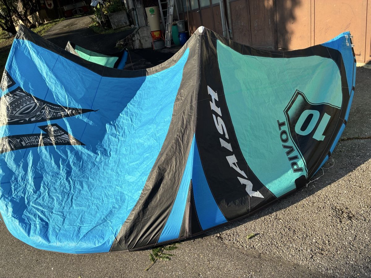 Naish Aquilone: Naish Pivot 10qm Kite – Usato da Oberägeri venduto da baetti1 1