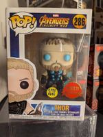 Funko Pop! Thor #286 GITD Asia Exclusive Sticker (OVP)