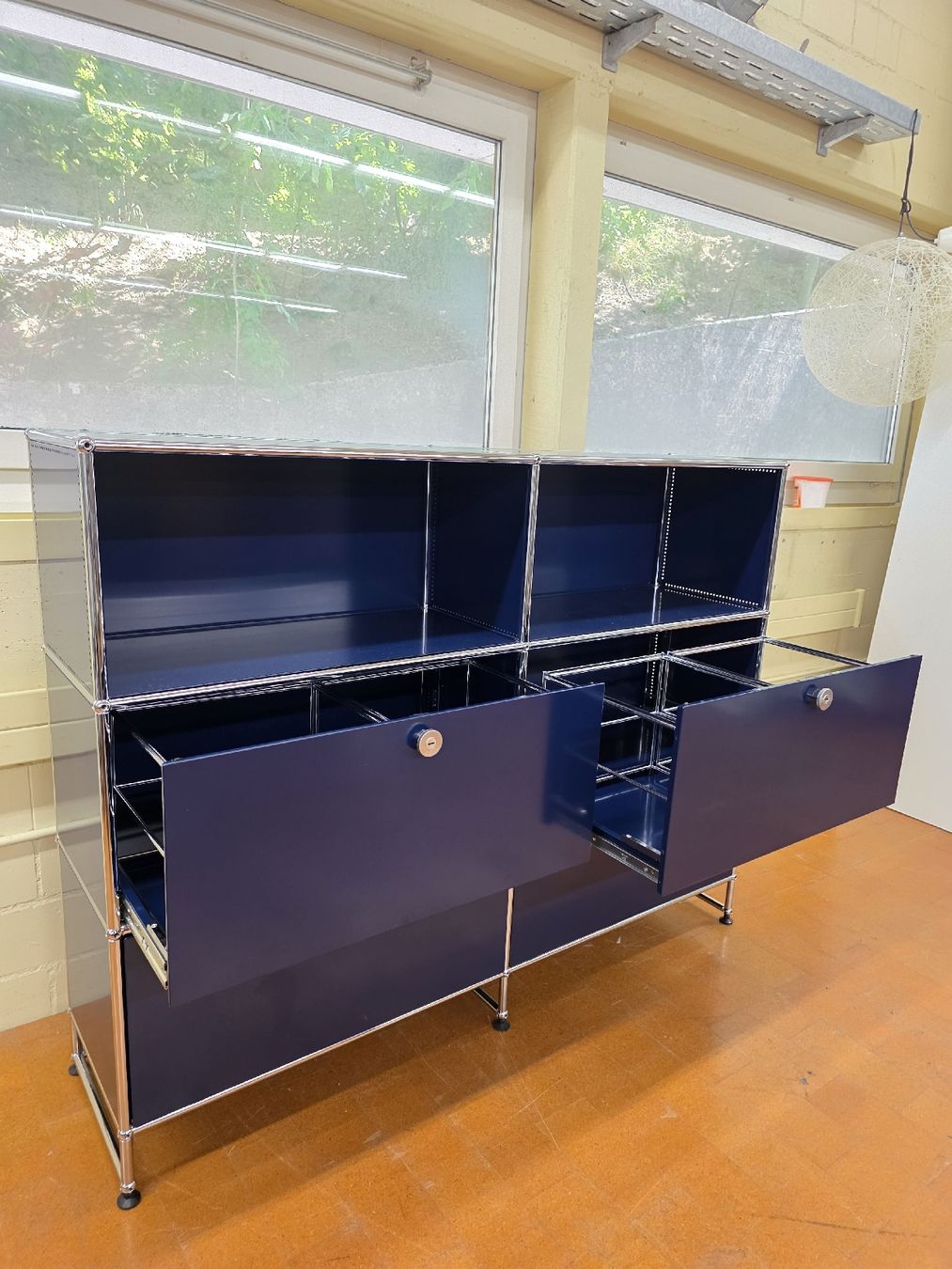 USM Regale: Designer Regal USM Haller in blau – Gebraucht aus Lichtensteig von Polsterwerk 5
