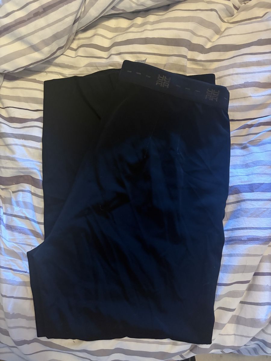 Riani Pantaloni: Riani Hose Grösse 42 – Usato da Basel venduto da Brunner.T