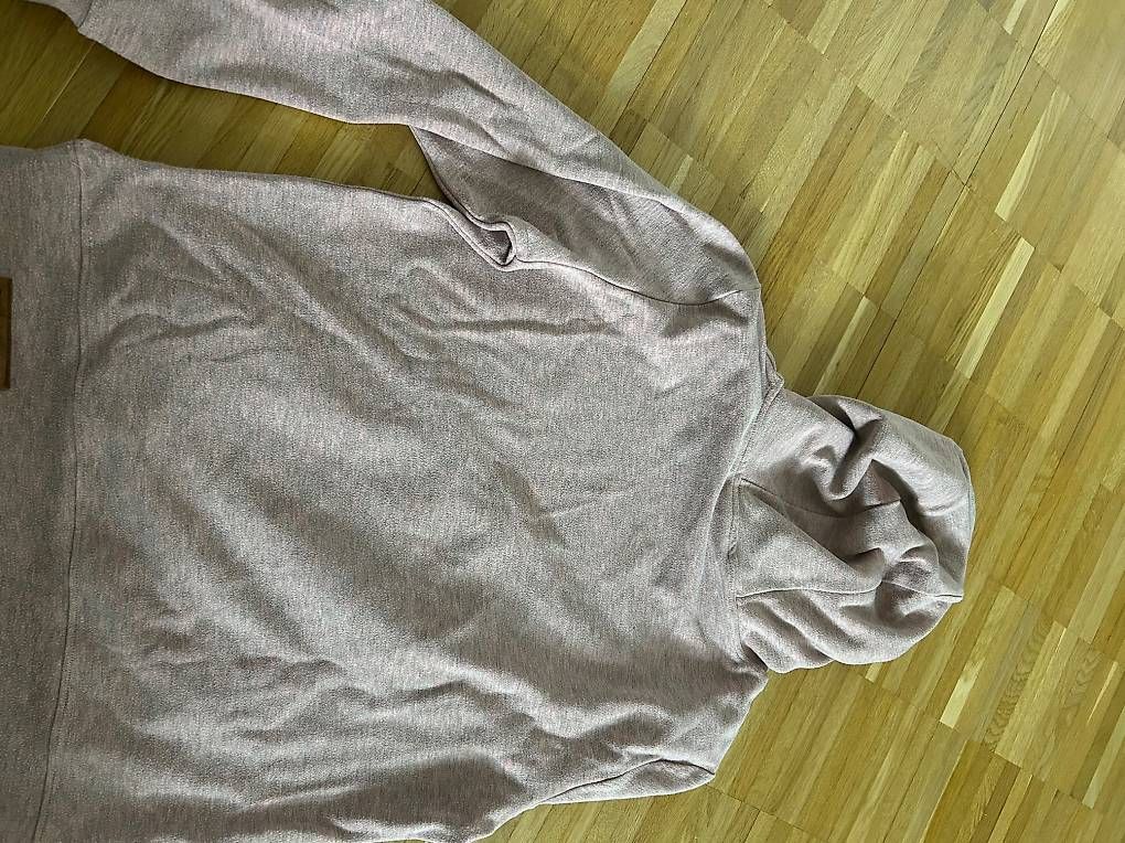 Pulls & Sweat-shirts: Hoodie Belowzero  – D'occasion à Solothurn par mar_spc6 2