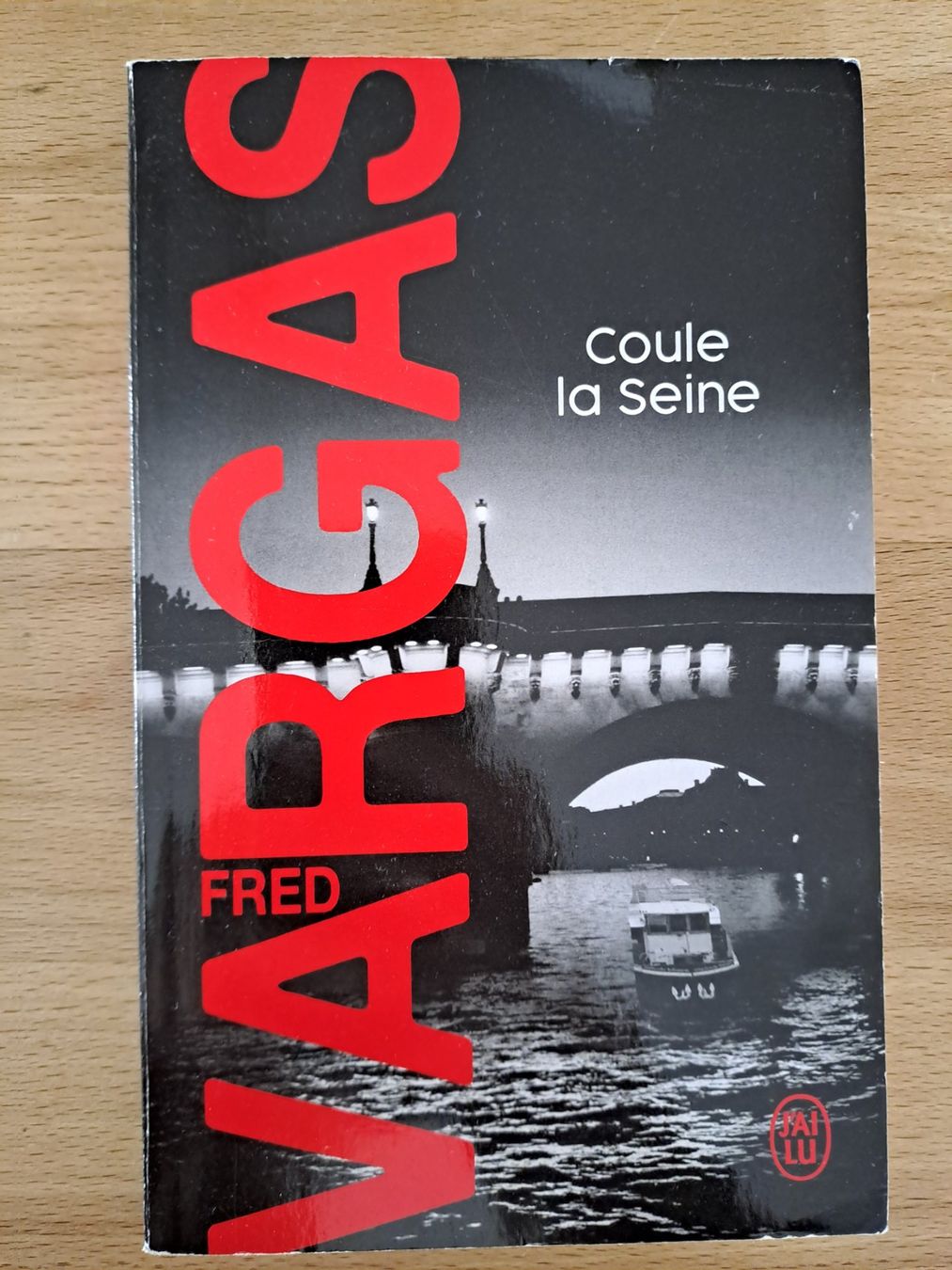 Libri: Coule la Seine - Fred Vargas – Usato da Wünnewil venduto da Bear78