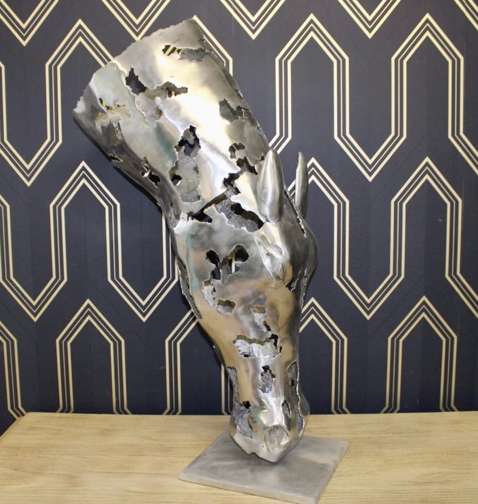 Skulpturen & Statuen: Pferdekopf Skulptur aus recyceltem Aluminium – Gebraucht aus Ottikon von san_w99n 1