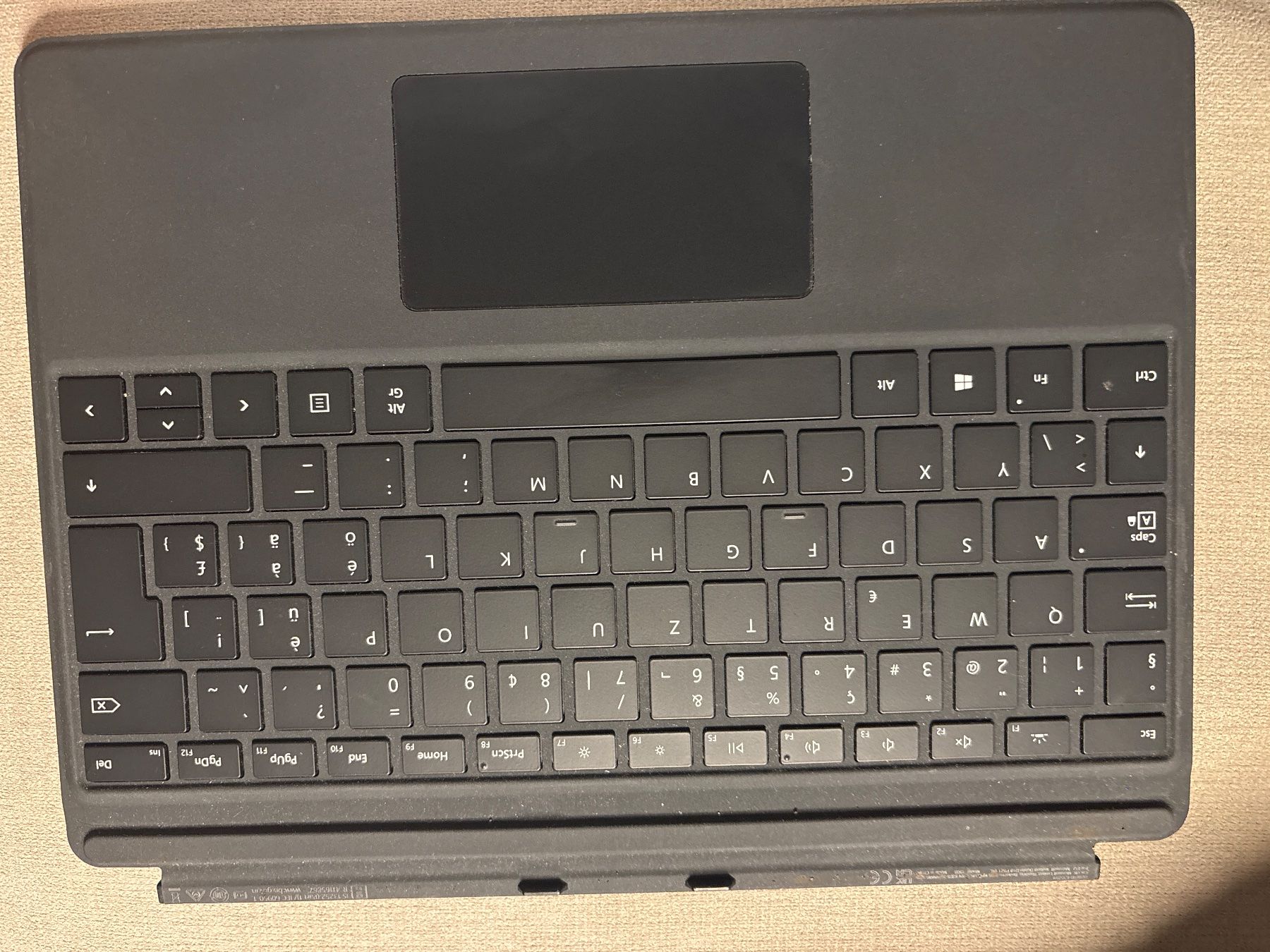 Microsoft Tastiere: Microsoft Surface Pro X & 8 Keyboard – Usato da Jona venduto da iri_b