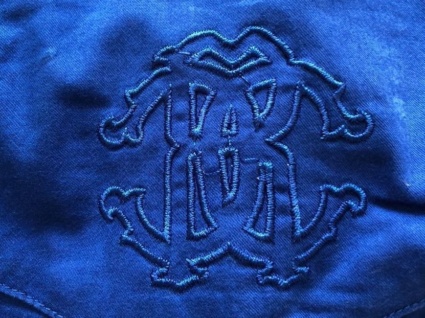 Roberto Cavalli Jeans: Roberto Cavalli Jeans Blau Capri-hose – Nuovo (secondo la descrizione) da Adliswil venduto da Jessik0 8