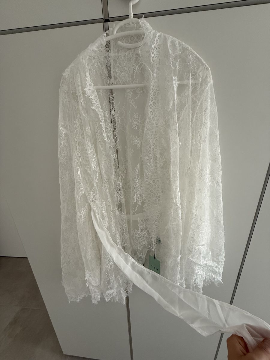 Internationale Kunst: Kimono aus Spitze Neu – Neu und originalverpackt aus Gebenstorf von sdent