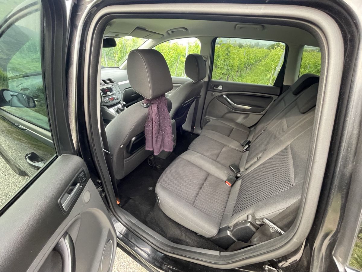 Ford Automobili: Ford Focus C-Max noire – Usato da Vétroz venduto da aut_s8yd 4