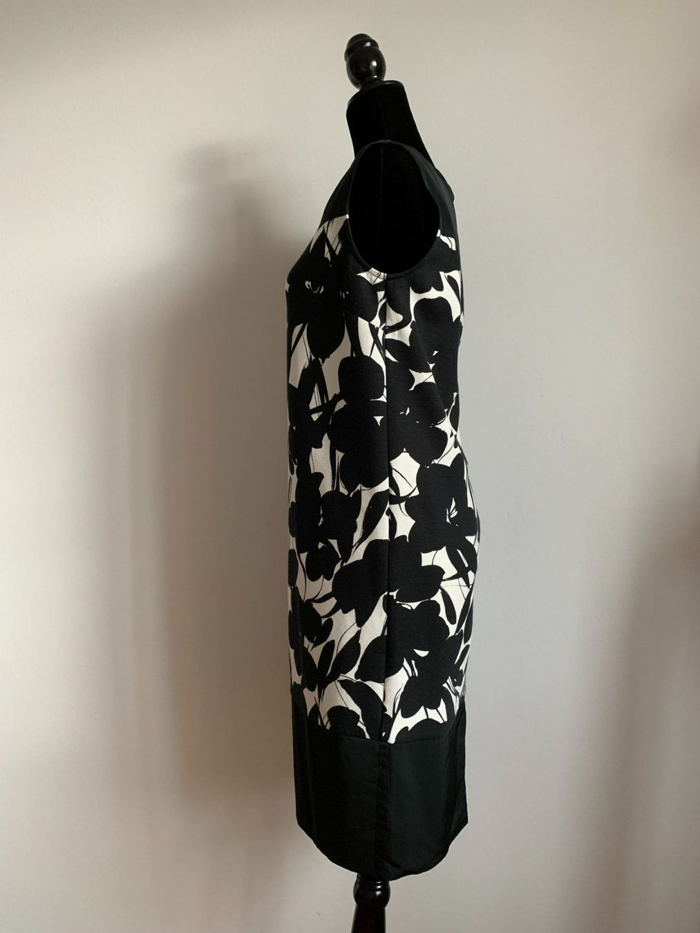 Max Mara Vestiti: MAX MARA: Super chices, schwarz gemustertes Kleid, 36 – Nuovo (secondo la descrizione) da Luzern venduto da paulablue 5