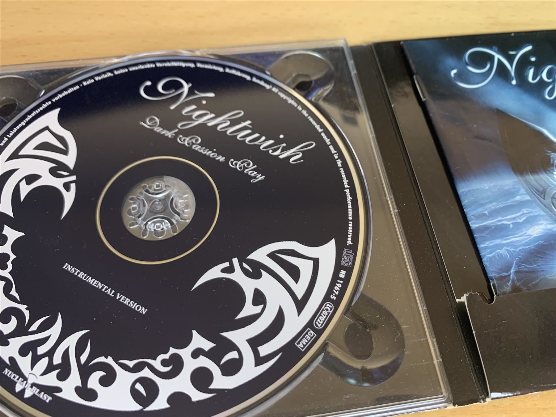 CD: Nightwish – Dark Passion Play - 2 CD – Usato da Rikon im Tösstal venduto da Alpenmutz 2