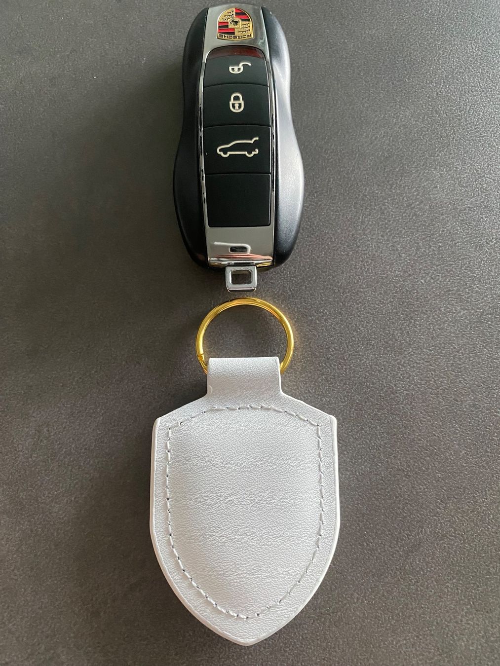 Porsche Portachiavi: Porsche Schlüsselanhänger weiss – Nuovo (secondo la descrizione) da Volketswil venduto da thegreatest95 2