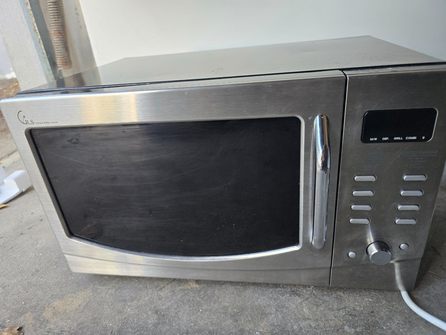 Daewoo Elettrodomestici da cucina: Daewoo Microwave oven – Usato da Opfikon venduto da ren_lx8y