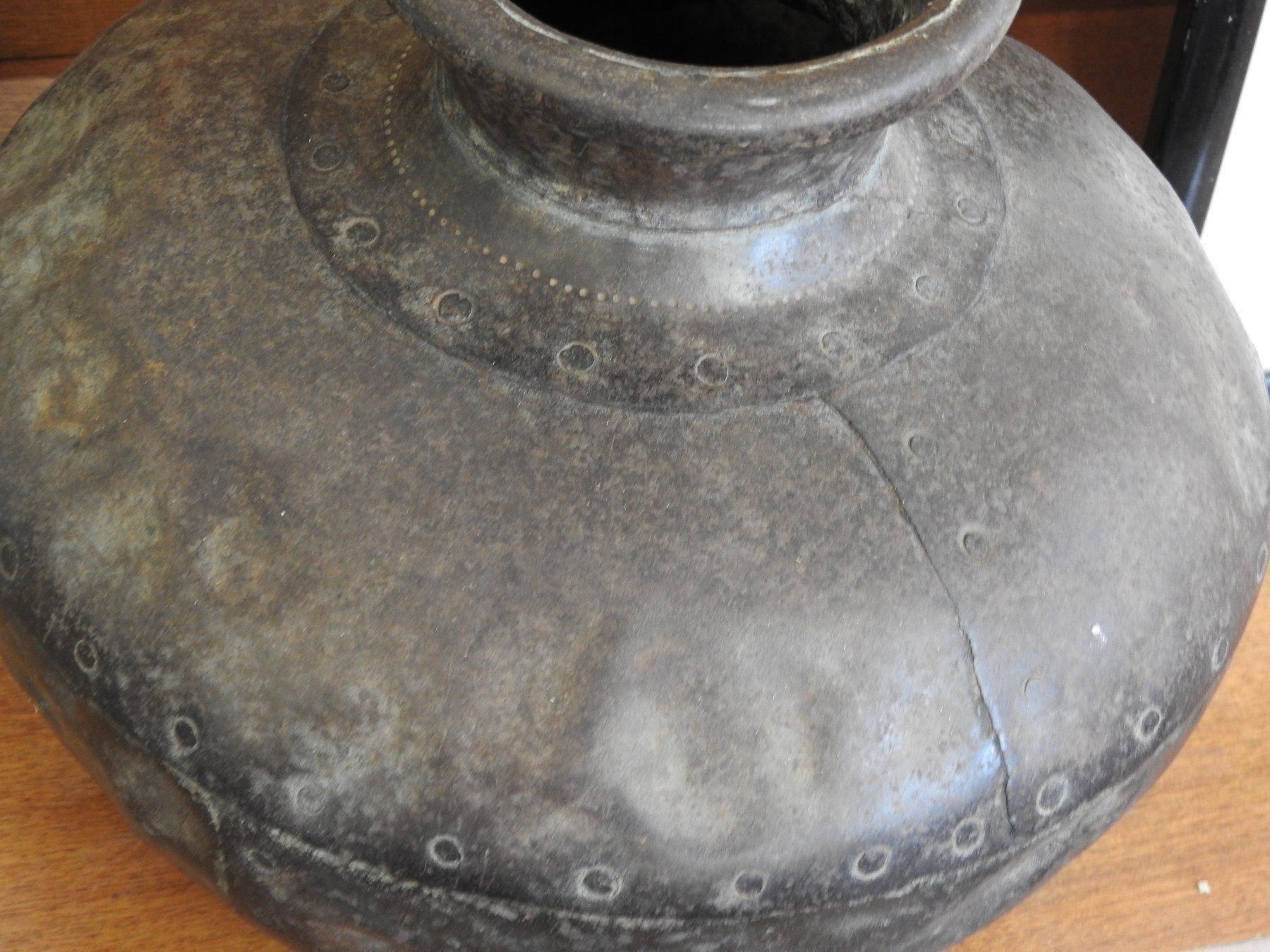 Vase & Récipients: antike Vase / Eisengefäss – D'occasion à Stetten AG par Brissago25 2