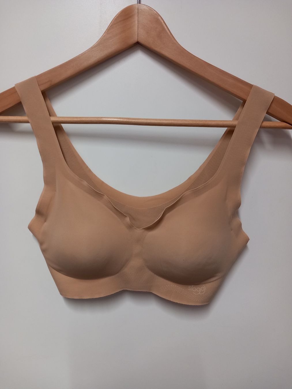 Sloggi Sonstige Unterwäsche: Sloggi Zero Feel Bralette Gr.XS/S beige – Gebraucht aus Merligen von muss_haben