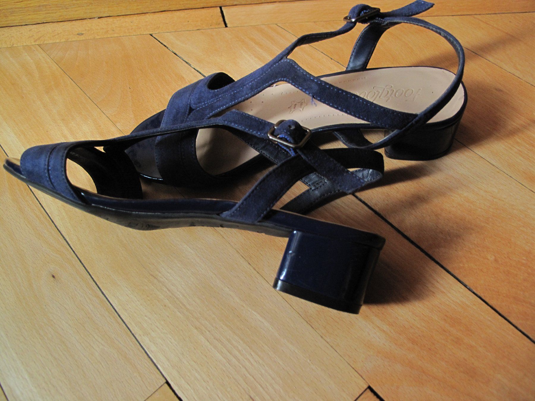 Scarpe da donna: Neu, echtes Leder Gr.37 Porto 9 Fr. – Nuovo (secondo la descrizione) da glarus venduto da Engel_888 1