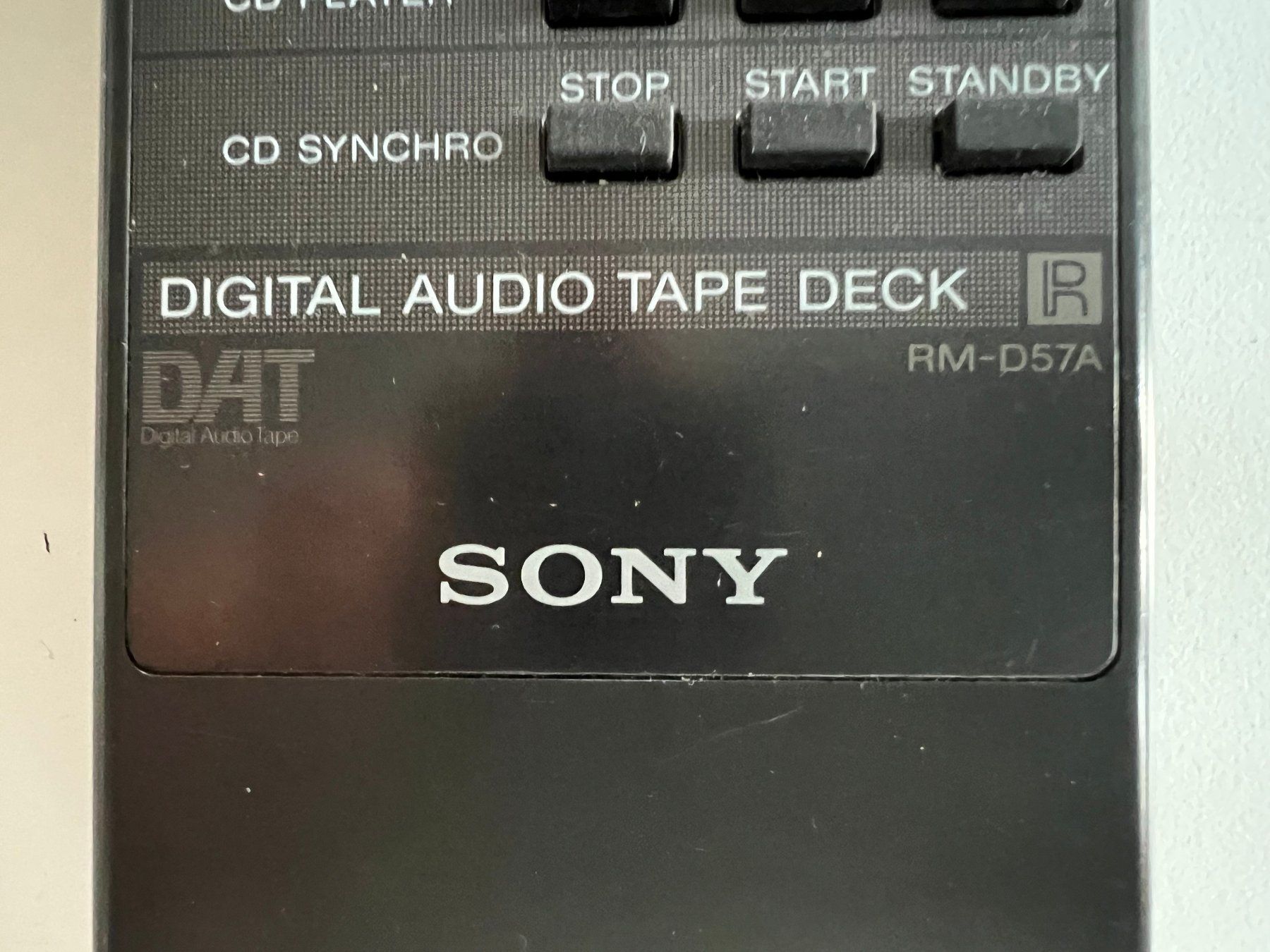 Sony Télécommandes: Sony DAT, Fernbedienung RM-D57A – D'occasion à Bazenheid par rue_6hcy 1