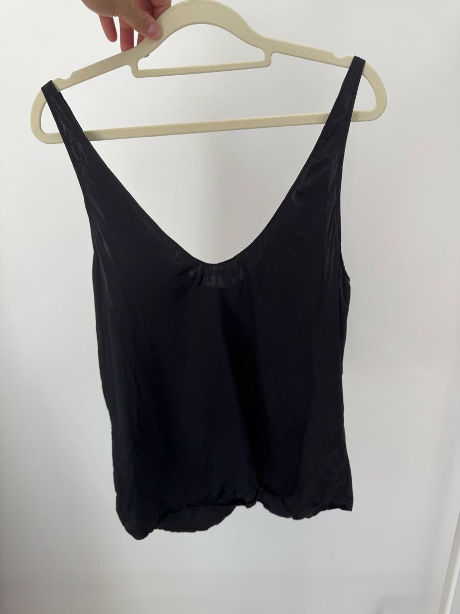 Reformation Tops: Reformation Silk Top – Neu (gemäss Beschreibung) aus Zürich von di_archive 4