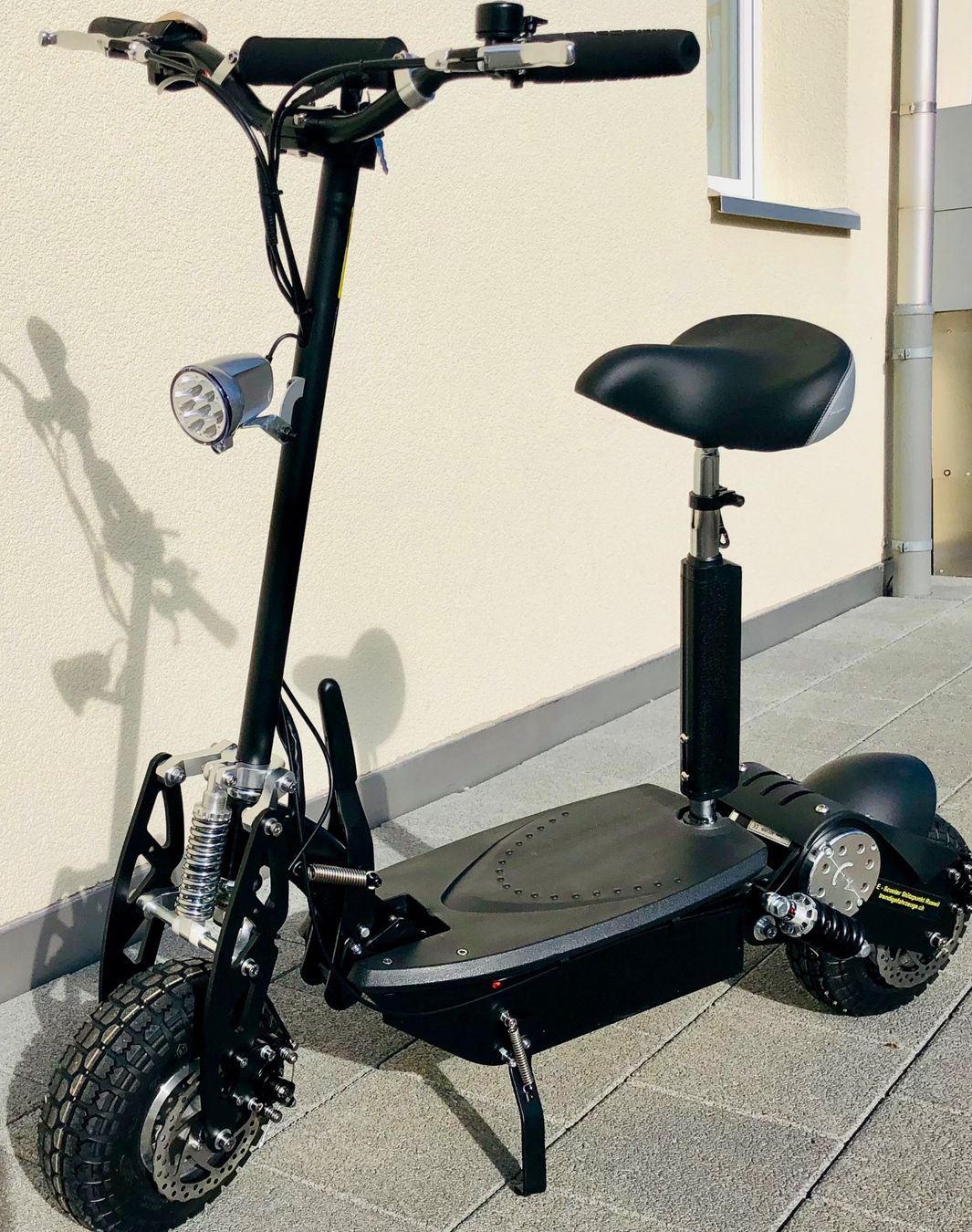 Scooter: E- Trotti 500 , E- Scooter 500 Watt,  E- Velo E- Bike Aktion – Nuovo e nell'imballaggio originale da Ruswil venduto da Trendigefahrzeuge 3