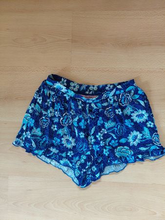 Shorts Hunkemöller Blumenmuster blau Grösse S neuwertig