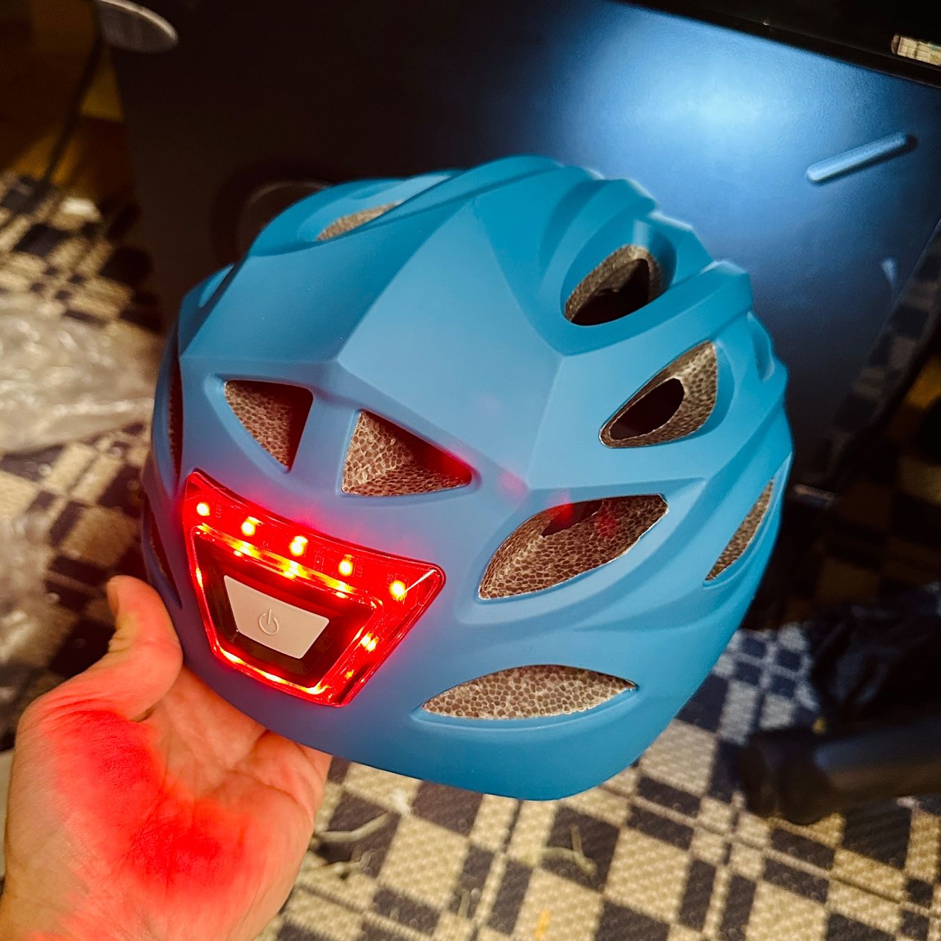 Caschi: Casque vélo avec lampe LED devant et arrière – Nuovo e nell'imballaggio originale da Morges venduto da All4nature 3