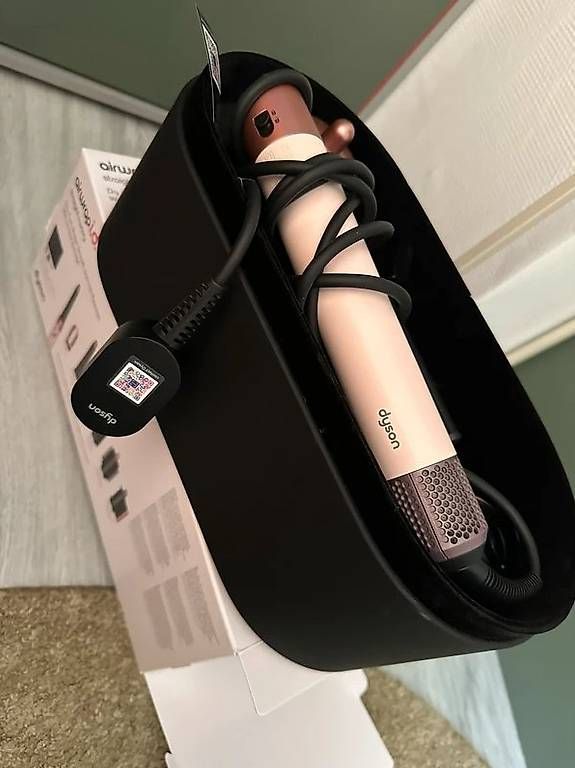 Asciugacapelli: Dyson Airwrap – Usato da Hoffeld venduto da sunshineof4 3