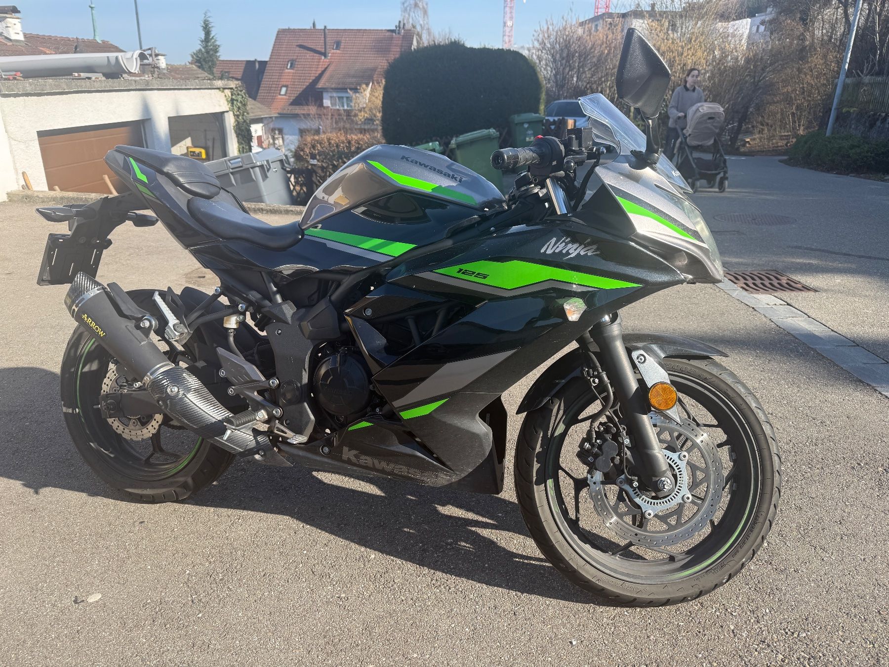 Kawasaki Strada: Kawasaki Ninja 125 – Usato da Regensdorf venduto da Pietsch