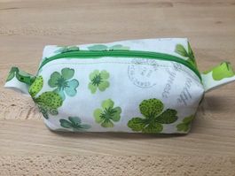 Tasche / Necessaire / Kosmetiktasche / Etui, neue Handarbeit