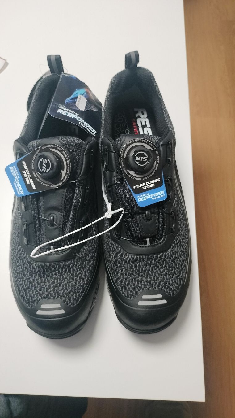 Herrenschuhe: Sicherheitsschuhe RESPONDER Grösse 48 NEU – Neu und originalverpackt aus Gossau SG von Wertiger79
