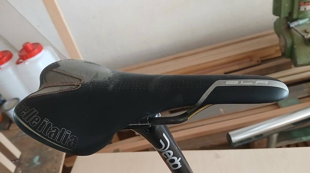 Pezzi di ricambio: Tige de selle  – Usato da Corcelles-le-Jorat venduto da Laurent2969