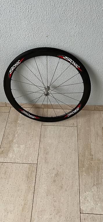 Pièces détachées: Rennvelo Vorderrad – D'occasion à Mägenwil par Eambauen