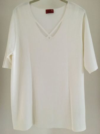 Damen Bluse original Knitwear Gr.44-46,perfecter Sitz, NEU
