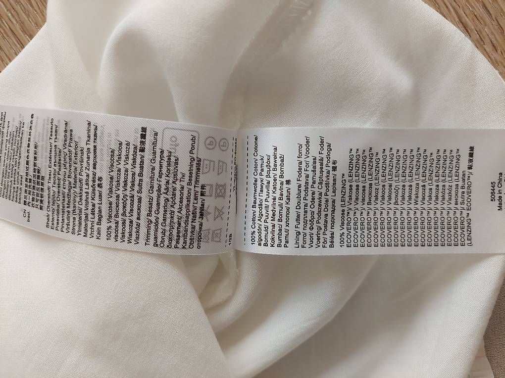 Esprit Top: Espit Top 34 36 Bluse 100% Viskose wie NEU – Usato da Zürich venduto da Julia0123 4