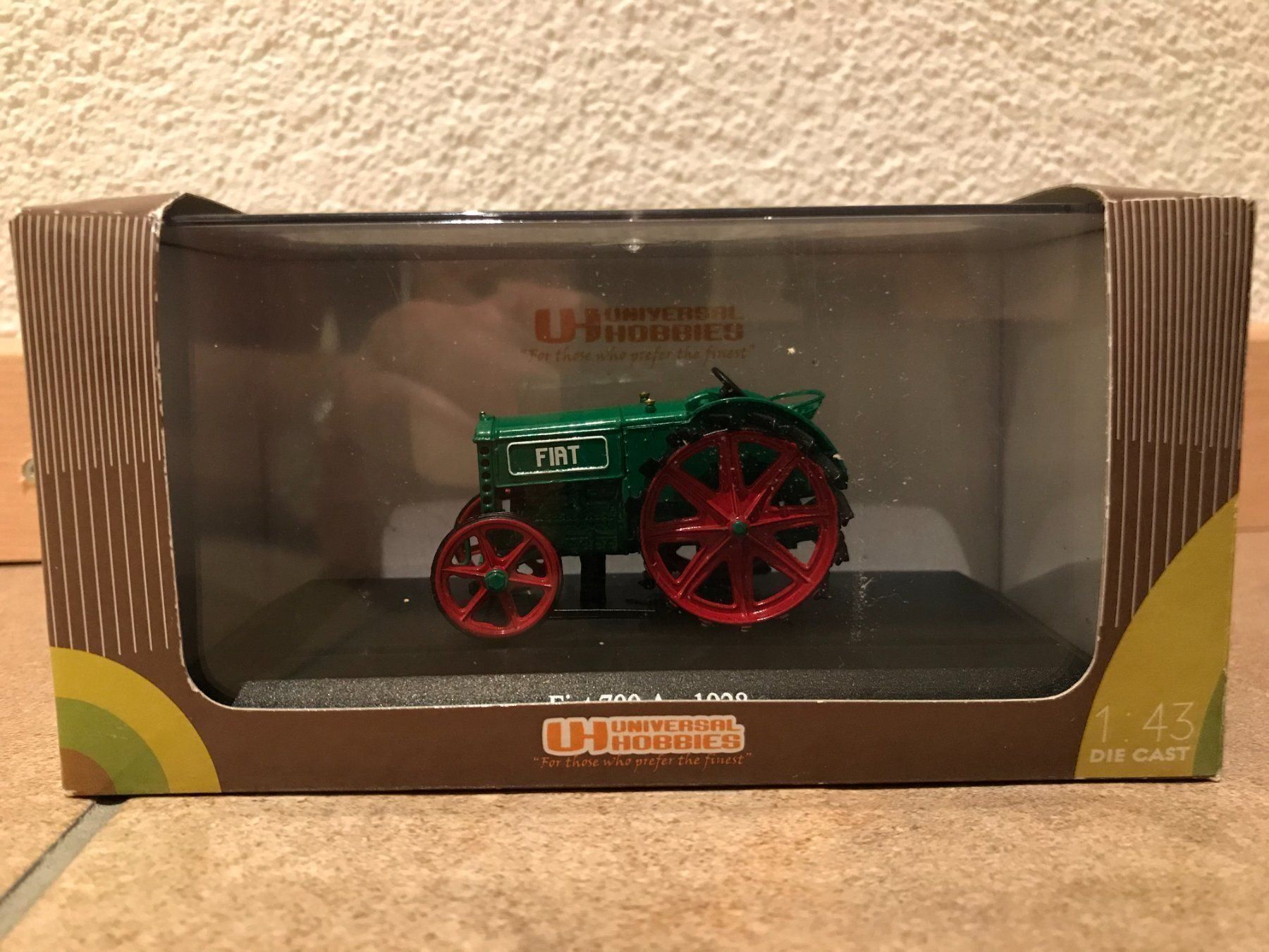 Fiat Tracteurs: Universal Hobbies Fiat 700 A – Neuf avec emballage d'origine à Kreuzlingen par Stefan1150 4