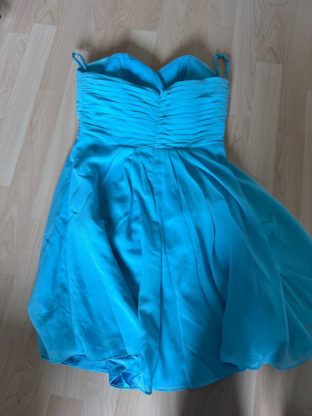 JJ’s House Vestiti: Cocktailkleid Schulterfrei Grösse 34 – Nuovo (secondo la descrizione) da Hinwil venduto da Msc7 1