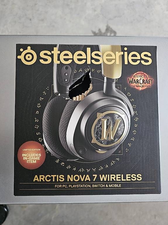 Steelseries Cuffie: SteelSeries Arctis Nova 7 Wireless - WOW Edition – Nuovo e nell'imballaggio originale da Mettau venduto da BasarVerkauf