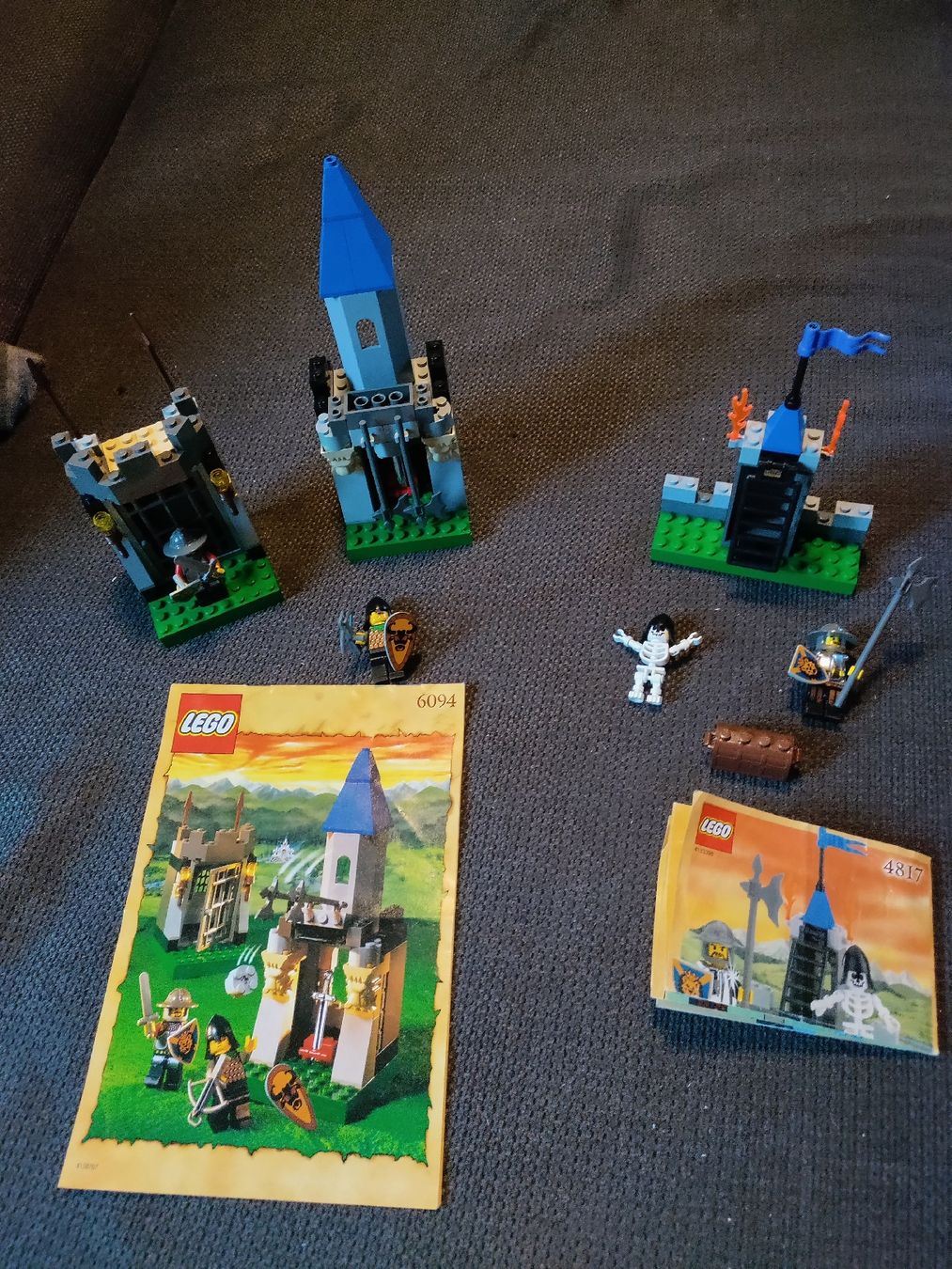 Lego Kit di costruzioni: LEGO Ritterburg Set 6094 & 4817 – Usato da Fideris venduto da VonRiva86