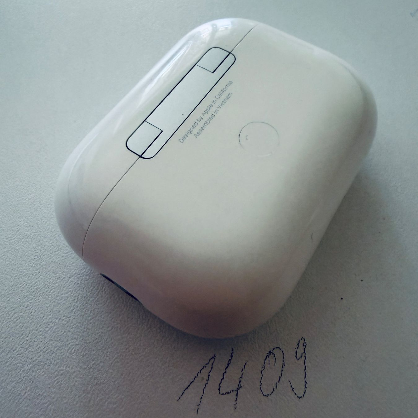 Apple Ladegerät: Original Apple Ladecase A2968 für AirPods Pro 2 Gen. USB-C – Gebraucht aus Basel von MY.AIRPODS.SHOP 5