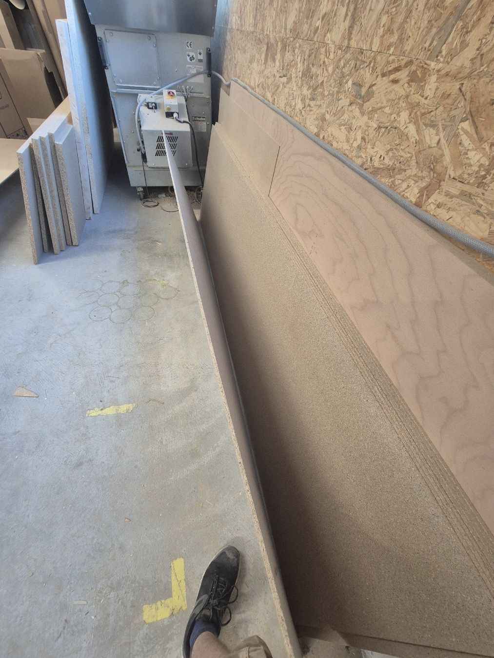 Articles en bois: Rohspanplatten 8mm – Neuf (Voir description) à Schindellegi par andre1291 1