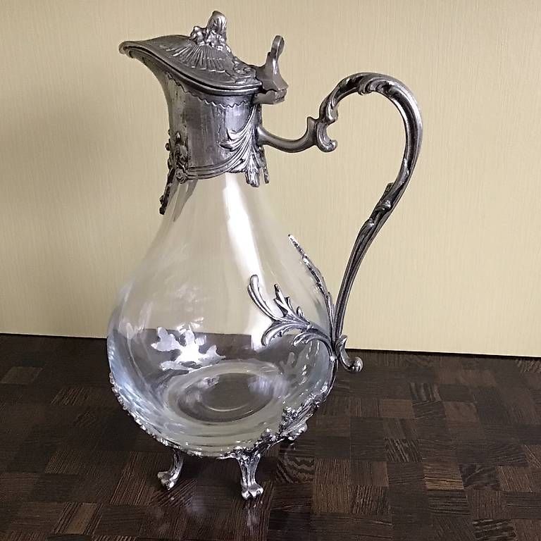 Caraffe: 55 JÄHRIGE ZINN/GLASKARAFFE MASSIV – Usato da Kappel SO venduto da Happyday125