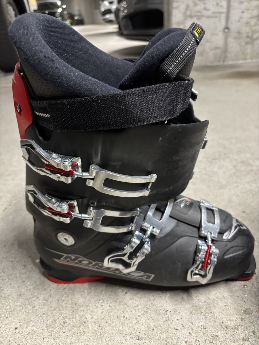 Herrenschuhe: Nordica NXT N4 Skischuhe – Gebraucht aus Bremgarten AG von mikeGazel 1