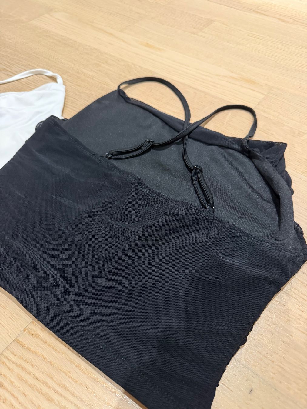 Shein Tops: Lots de 2 tops – Neu (gemäss Beschreibung) aus La Chaux-de-Fonds von 19_po 4