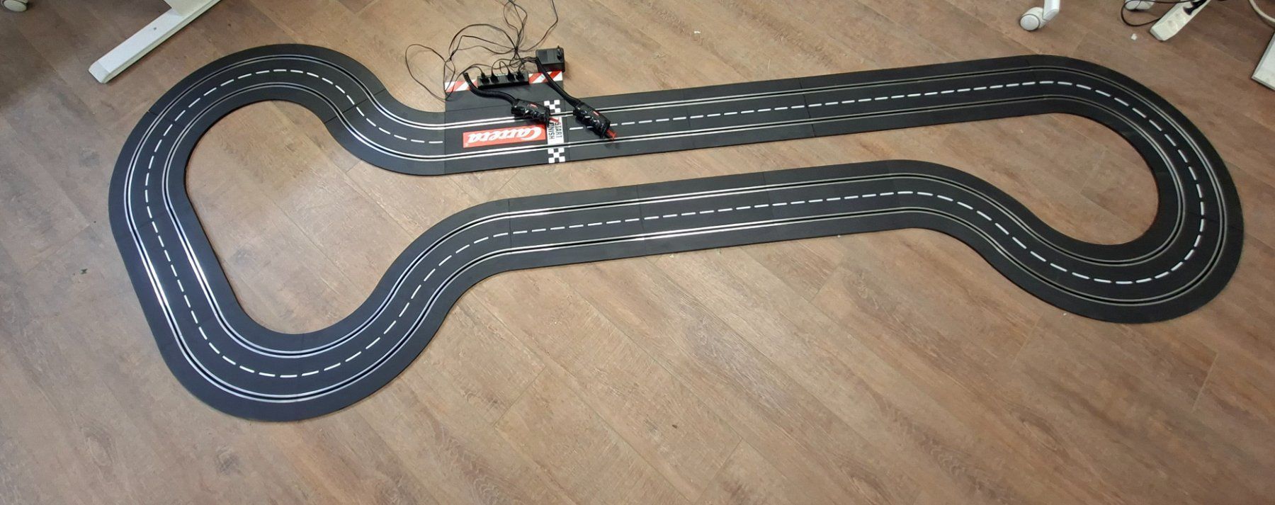 Carrera Piste: Carrera Evolution Autorennbahn – Usato da Wettingen venduto da Wendemarket