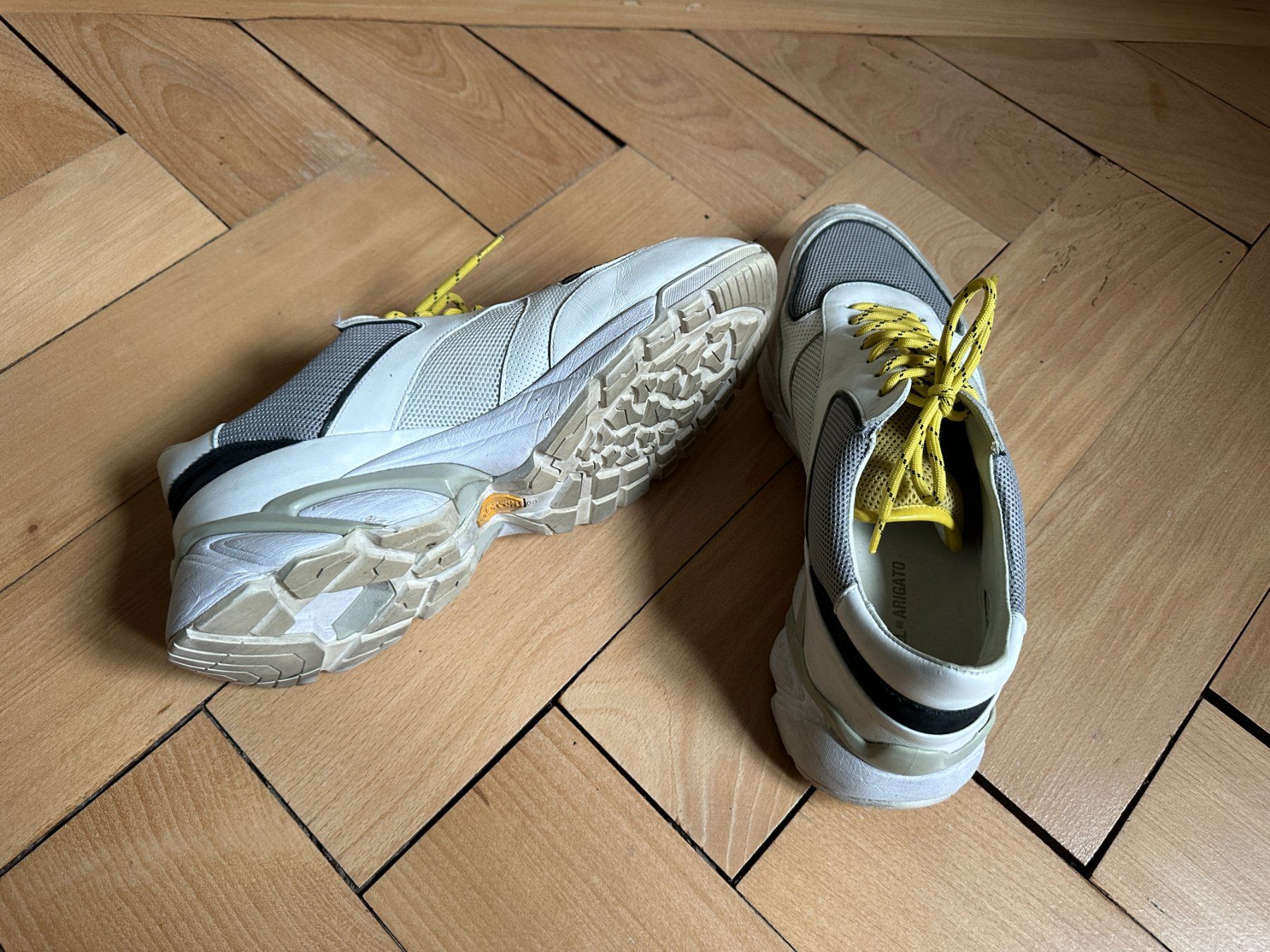 Axel Arigato Chaussures hommes: AXEL ARIGATO - Sneaker weiss 45 – D'occasion à Zürich par Diazaio 4