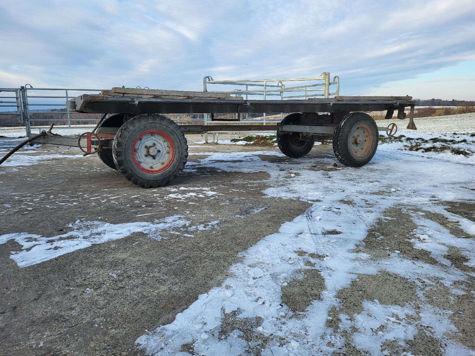 Marolf Rimorchi: Leichter Marolf-Anhänger für Traktor oder Pferde – Usato da Dieterswil venduto da dan_66dw 6