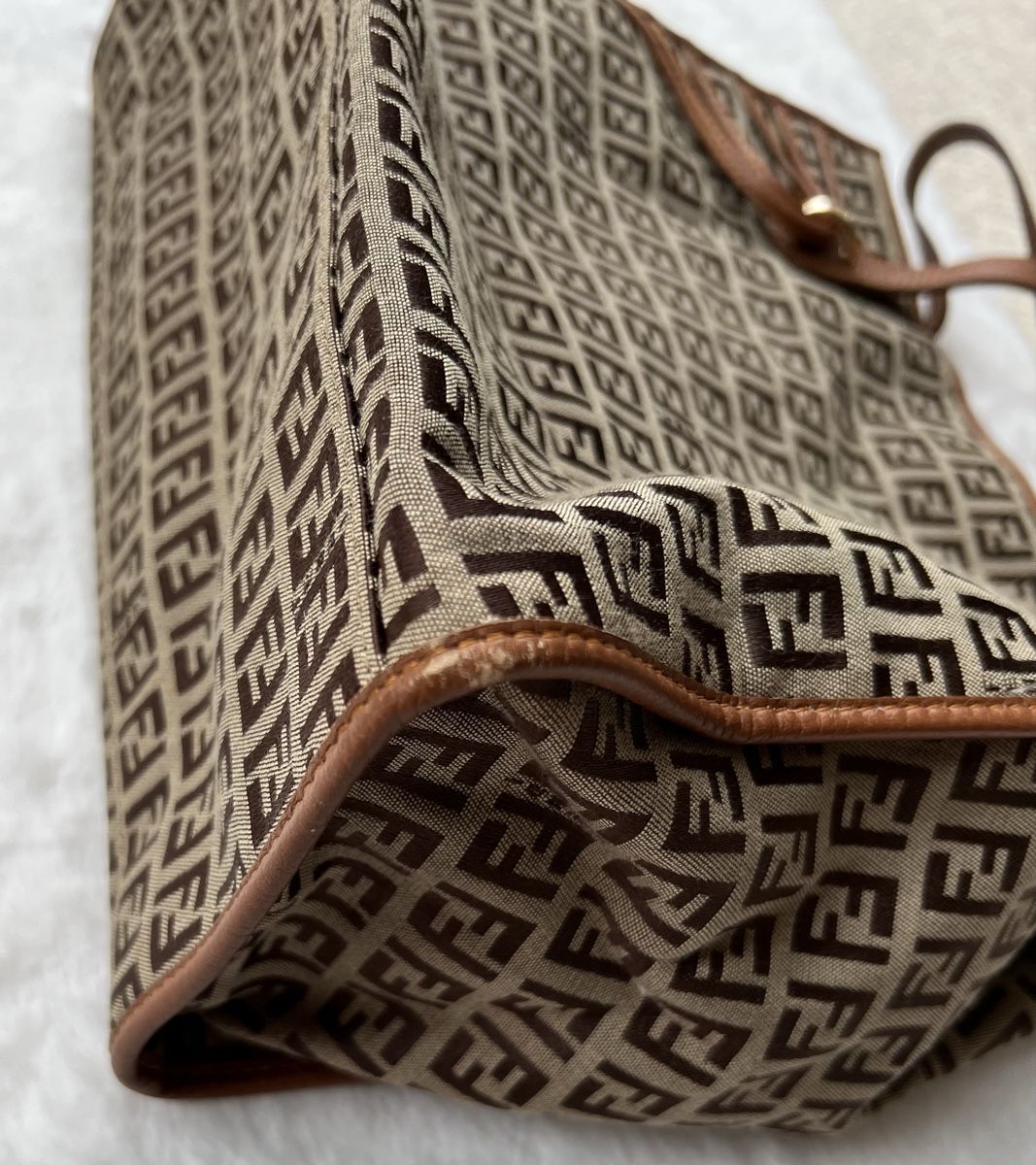 Fendi Borse da donna: Fendi braune Zucchino-Monogramm-Handtasche – Usato da Zürich venduto da ClosetKTT 3