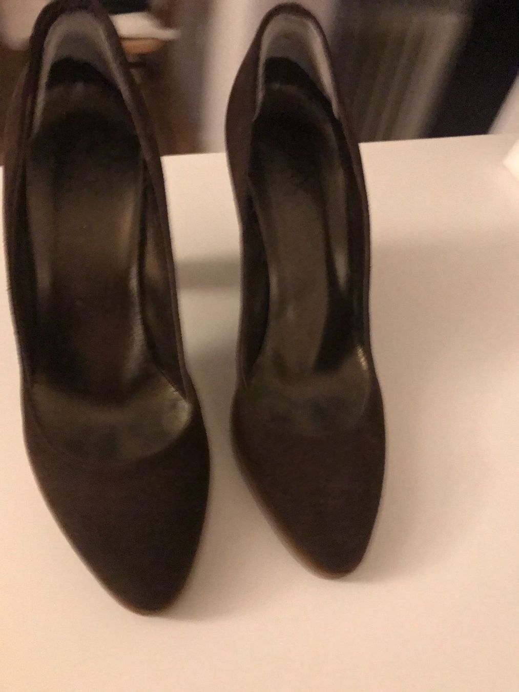 Scarpe da donna: Schöner brauner Pumps. Gr. 38 MAX – Usato da Aeschlen ob Gunten venduto da Sonjan